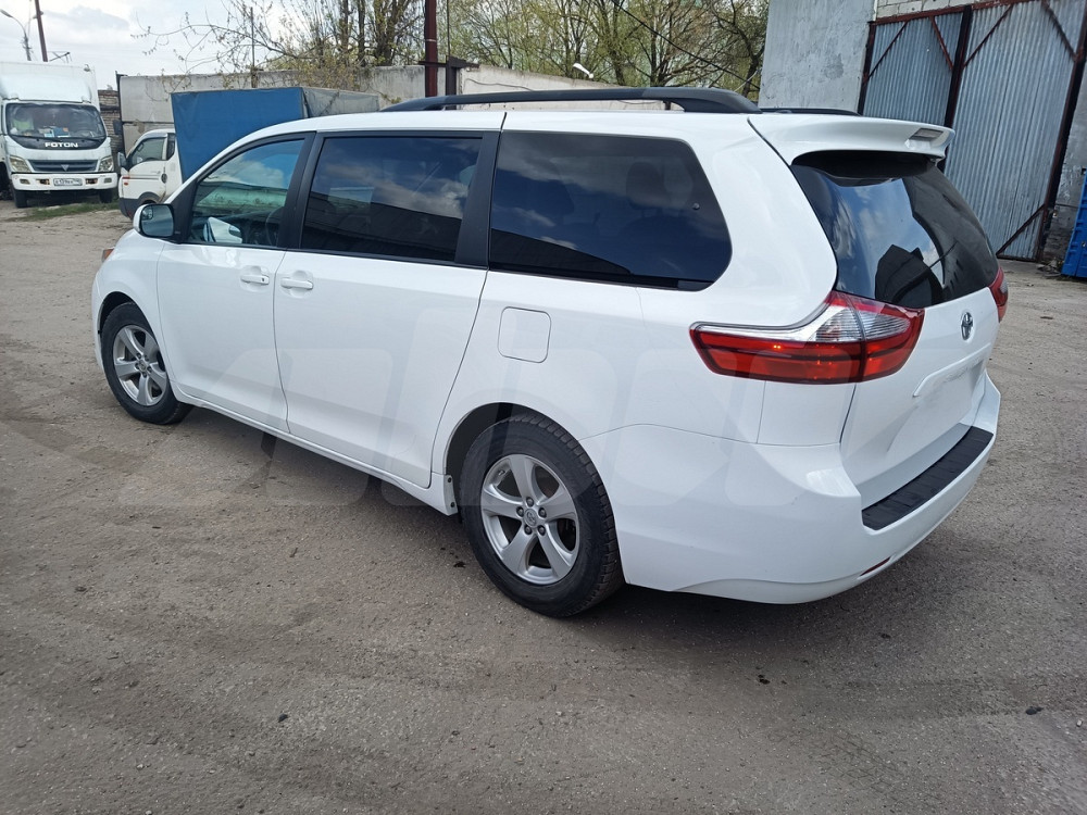 Продажа Toyota Sienna III Рестайлинг, 2017г., Витебск Витебск - изображение 5