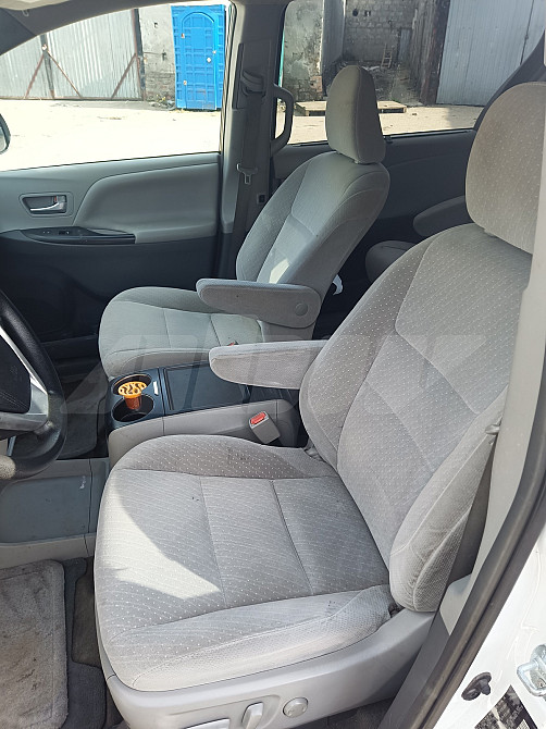 Продажа Toyota Sienna III Рестайлинг, 2017г., Витебск Витебск - изображение 10