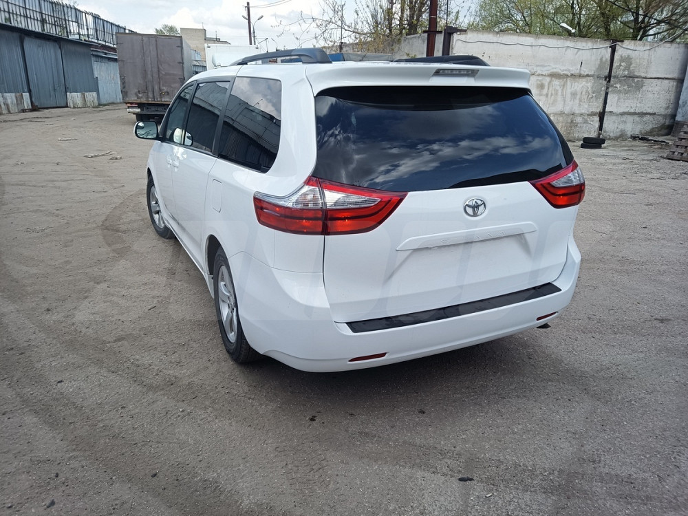 Продажа Toyota Sienna III Рестайлинг, 2017г., Витебск Витебск - изображение 6