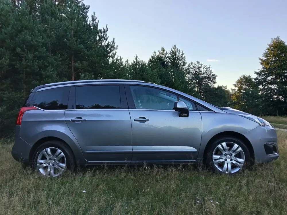 Продажа Peugeot 5008 I Рестайлинг, 2015г., Столбцы Столбцы - изображение 3