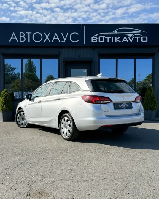 Продажа Opel Astra K, 2017г., Пинск Пинск - изображение 5