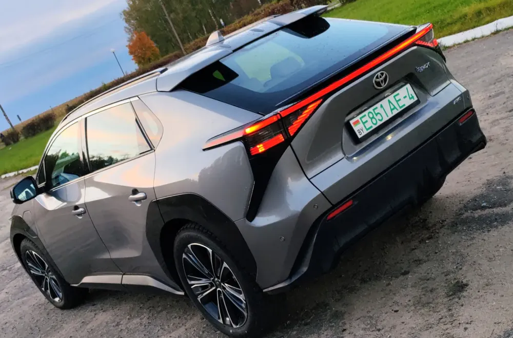 Продажа Toyota bZ4X I, 2022г., Лида Лида - изображение 2