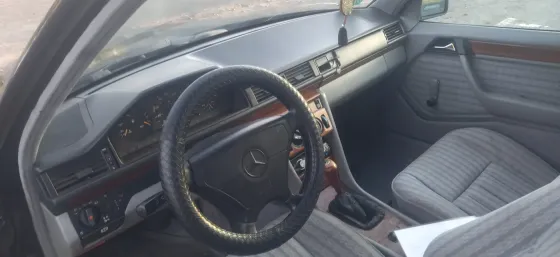 Продажа Mercedes-Benz E-klasse I (W124), 1993г., Жлобин Жлобин