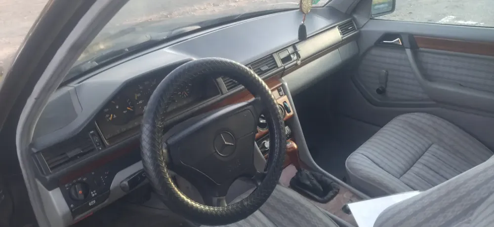 Продажа Mercedes-Benz E-klasse I (W124), 1993г., Жлобин Жлобин - изображение 5