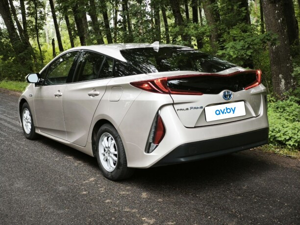 Продажа Toyota Prius Prime, 2019 г. в Минске Минск - изображение 3