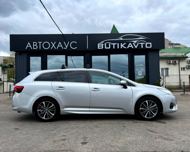 Продажа Toyota Avensis III (T270) · 2-й рестайлинг, 2015 г. в Гродно Гродно - изображение 2