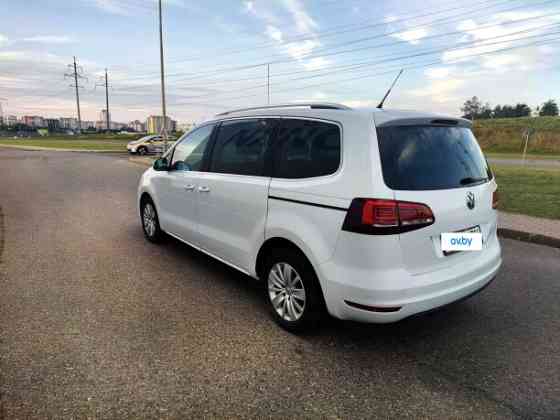 Продажа Volkswagen Sharan II · Рестайлинг, 7 мест, 2019 г. в Минске Минск