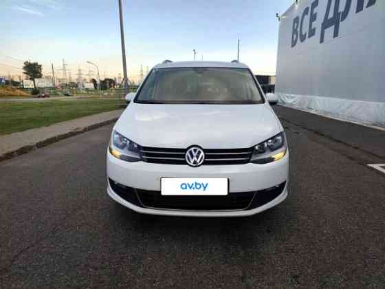 Продажа Volkswagen Sharan II · Рестайлинг, 7 мест, 2019 г. в Минске Минск