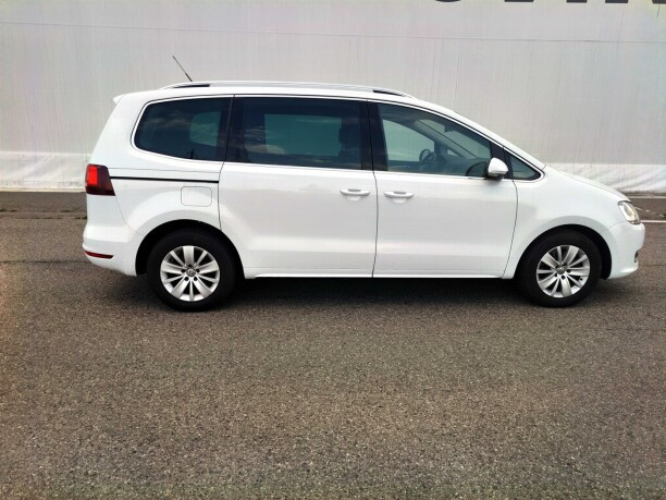 Продажа Volkswagen Sharan II · Рестайлинг, 7 мест, 2019 г. в Минске Минск - изображение 5