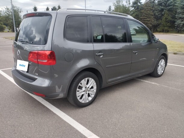 Продажа Volkswagen Touran I · 2-й рестайлинг, 7 мест, 2012 г. в Минске Минск - изображение 3