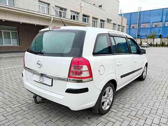 Продажа Opel Zafira B Рестайлинг, 2010г., Гомель Гомель
