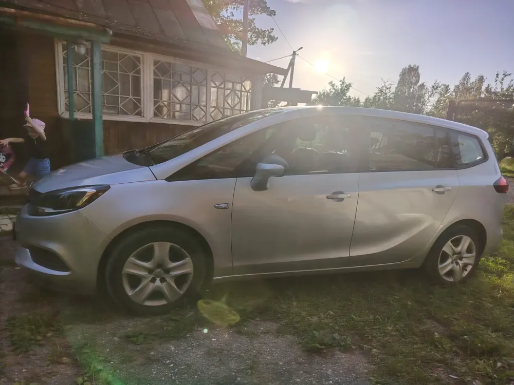 Продажа Opel Zafira C Рестайлинг, 2017г., Полоцк Полоцк - изображение 3