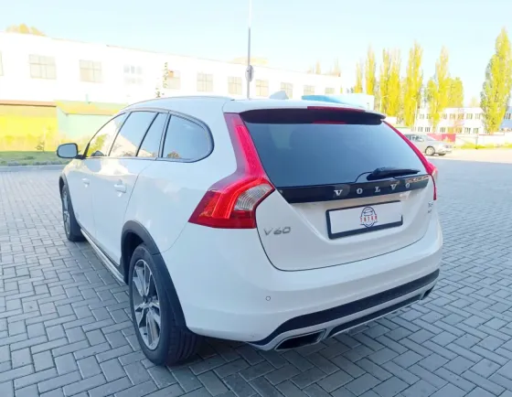 Продажа Volvo V60 Cross Country I, 2017г., Гомель Гомель