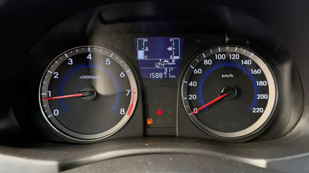 Продажа Hyundai Solaris I Рестайлинг, 2014г., Минск Минск - изображение 10