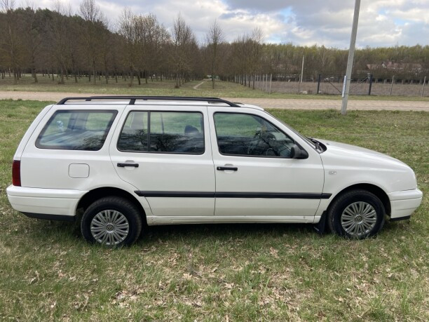 Продажа Volkswagen Golf III, 1996 г. в Бресте Брест - изображение 1