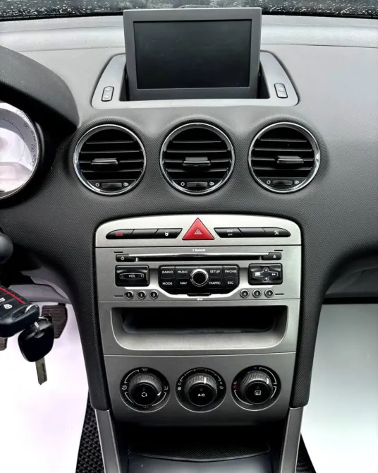 Продажа Peugeot 308 I Рестайлинг, 2012г., Витебск Витебск - изображение 16