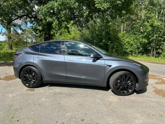Продажа Tesla Model Y I, 2023г., Гомель Гомель