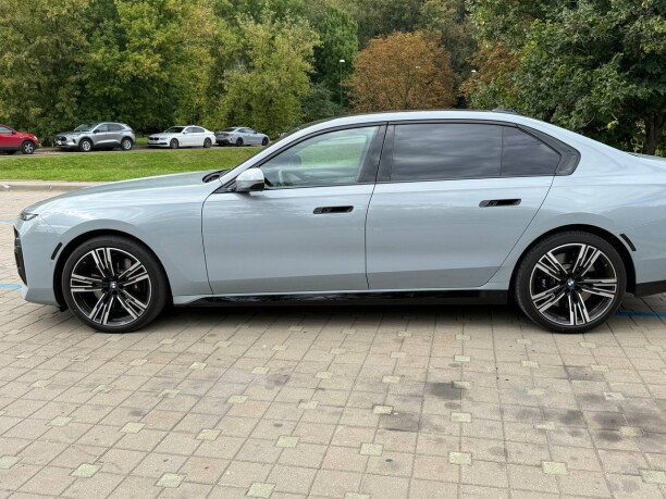 Продажа BMW 7 серия G70, 2022 г. в Минске Минск - изображение 3