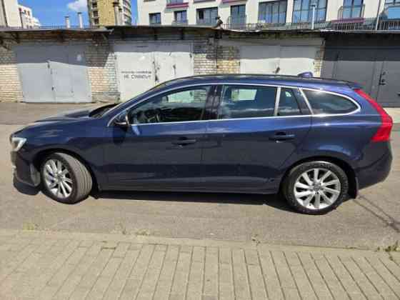 Продажа Volvo V60 I · Рестайлинг, 2014 г. в Минске Минск
