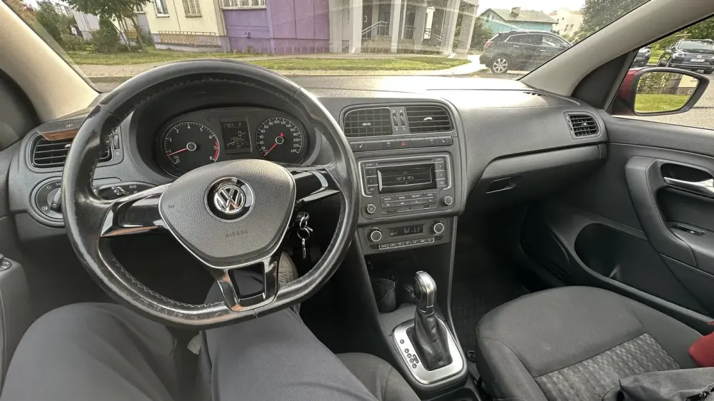 Продажа Volkswagen Polo V Рестайлинг, 2015г., Минск Минск - изображение 8