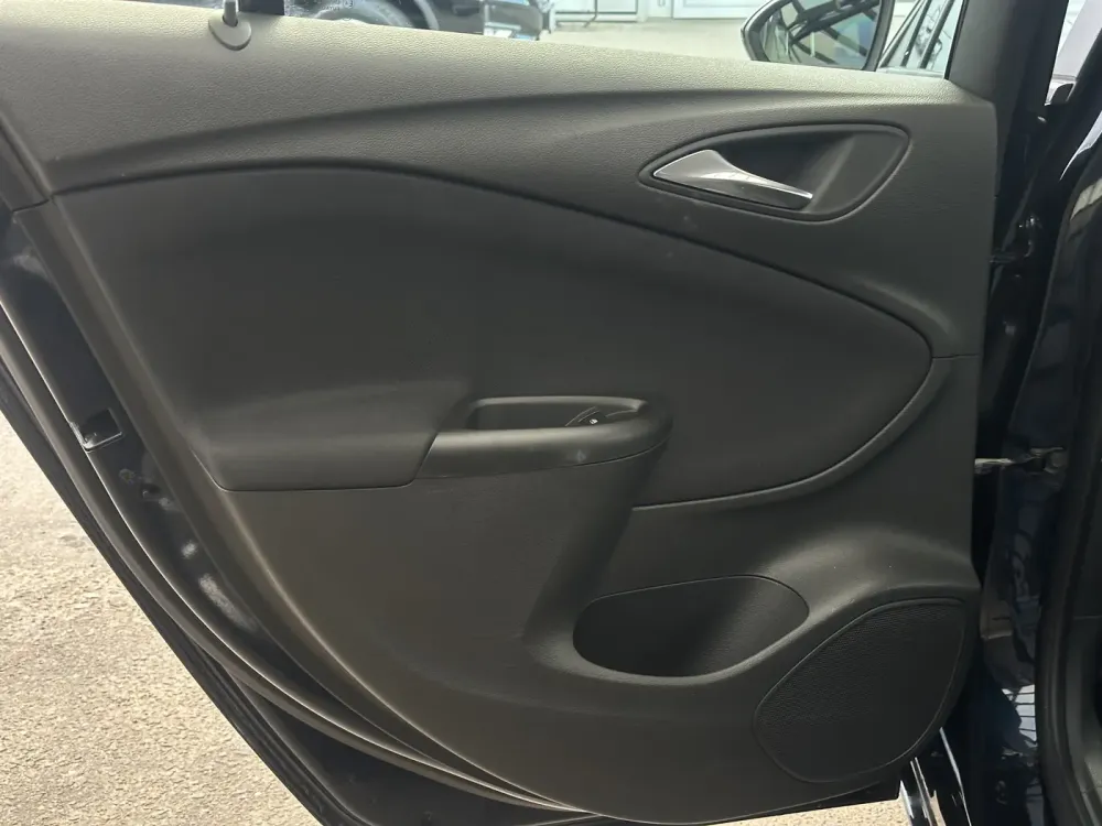 Продажа Opel Astra K, 2019г., Минск Минск - изображение 3