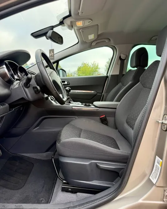 Продажа Peugeot 3008 I Рестайлинг, 2016г., Слуцк Слуцк - изображение 10