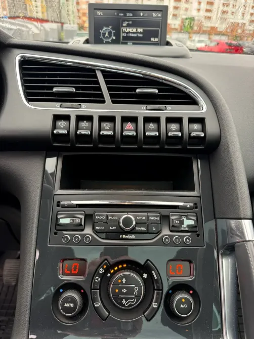 Продажа Peugeot 3008 I Рестайлинг, 2014г., Жлобин Жлобин - изображение 16