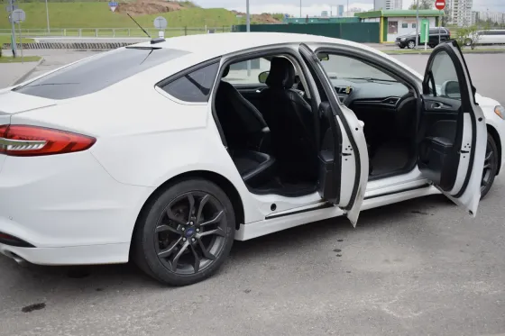 Продажа Ford Fusion (North America) II Рестайлинг, 2018г., Минск Минск