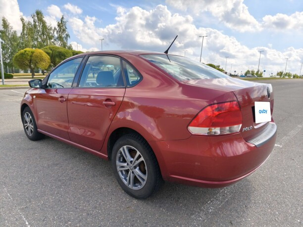Продажа Volkswagen Polo Sedan I, 2013 г. в Минске Минск - изображение 1