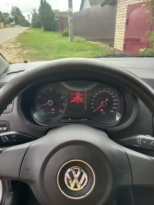 Продажа Volkswagen Polo V, 2013г., Жодино Жодино - изображение 5