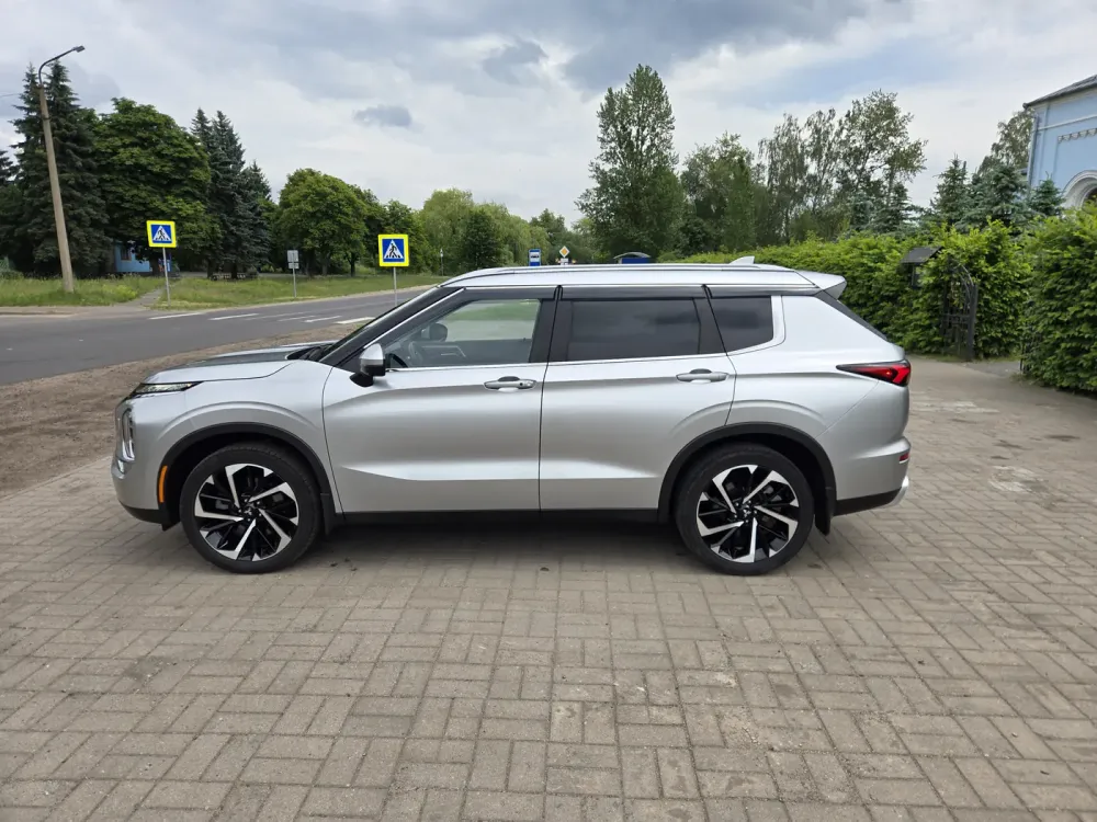 Продажа Mitsubishi Outlander IV, 2022г., Бобруйск Бобруйск - изображение 8
