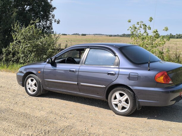 Продажа Kia Shuma II, 2001 г. в Могилеве Могилев - изображение 2
