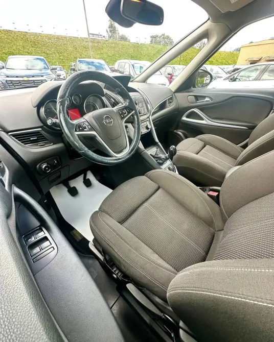 Продажа Opel Zafira C, 2014г., Полоцк Полоцк - изображение 9