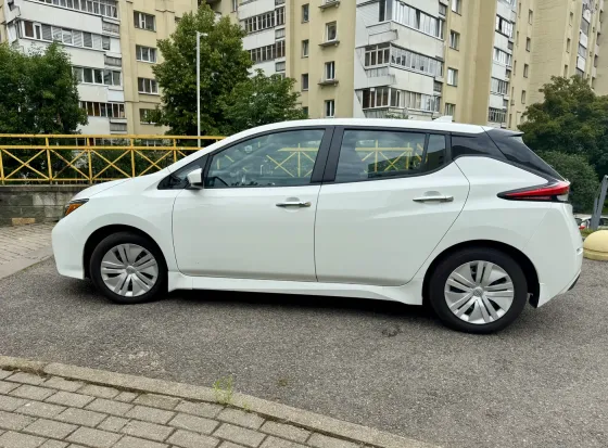 Продажа Nissan Leaf II (ZE1), 2024г., Минск Минск