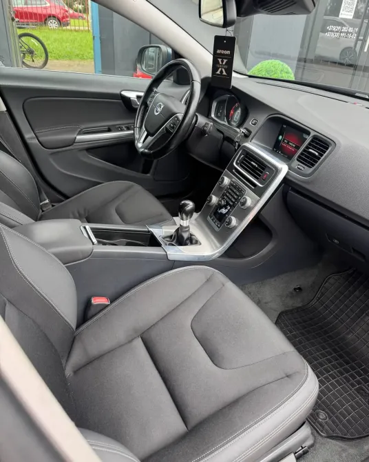 Продажа Volvo V60 I Рестайлинг, 2014г., Минск Минск - изображение 13