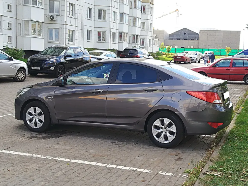 Продажа Hyundai Solaris I Рестайлинг, 2015г., Минск Минск - изображение 7