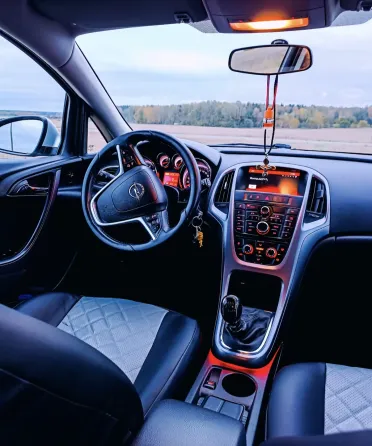 Продажа Opel Astra J Рестайлинг, 2015г., Гродно Гродно