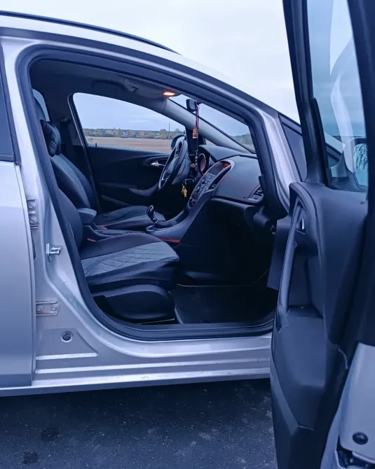 Продажа Opel Astra J Рестайлинг, 2015г., Гродно Гродно - изображение 5