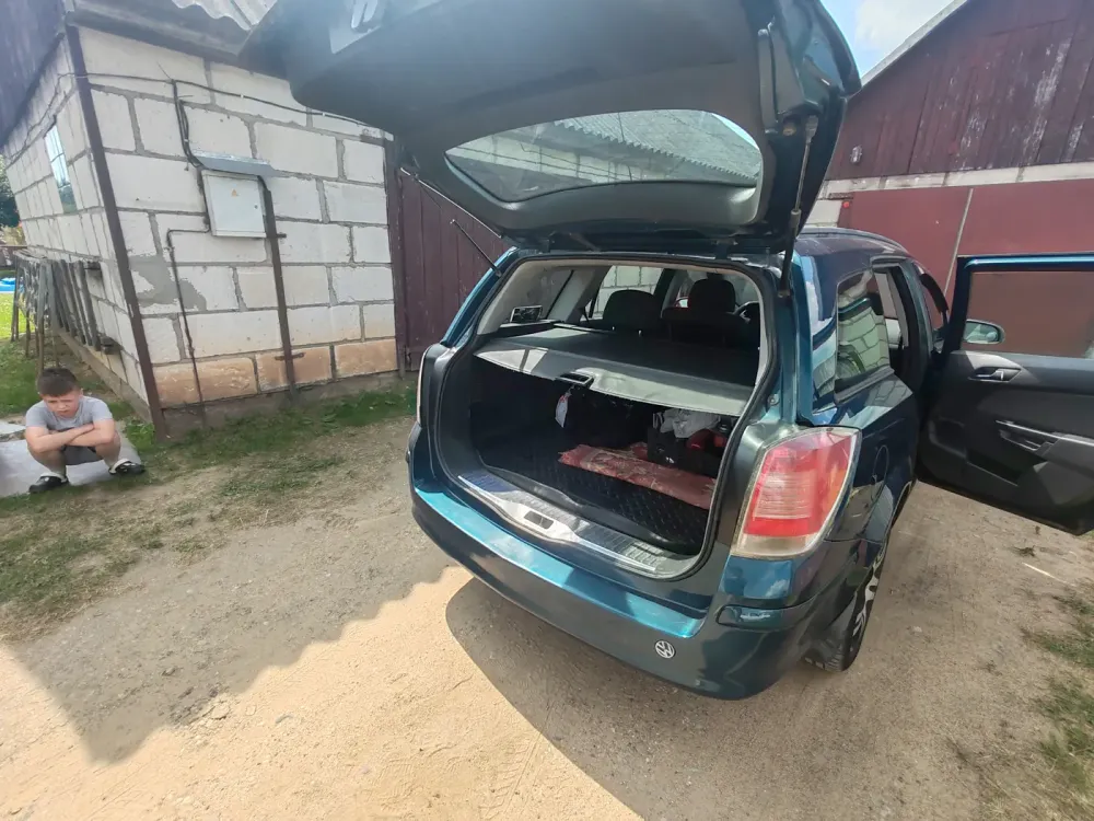 Продажа Opel Astra H, 2006г., Столбцы Столбцы - изображение 10