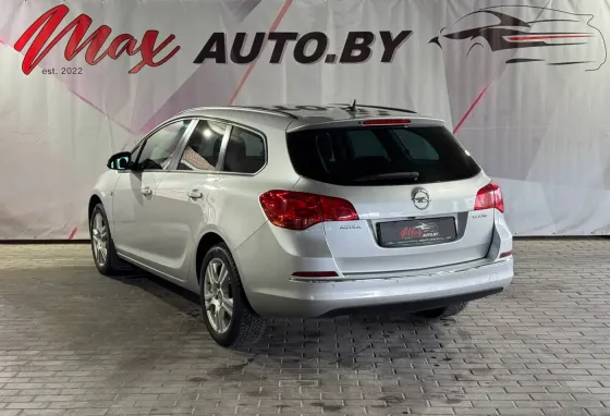 Продажа Opel Astra J Рестайлинг, 2015г., Гродно Гродно
