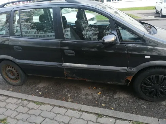 Продажа Opel Zafira A, 2001г., Минск Минск