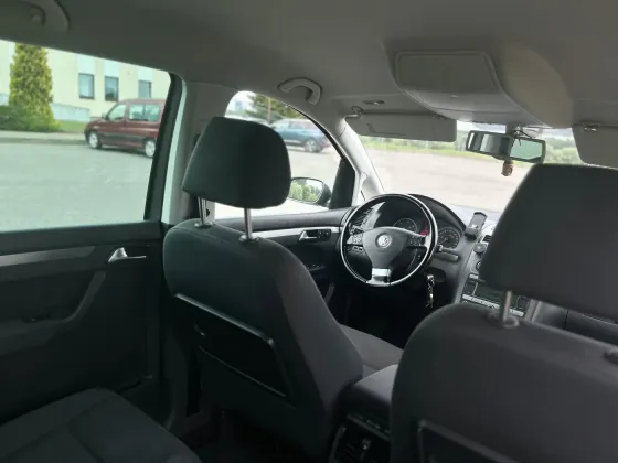 Продажа Volkswagen Touran I Рестайлинг, 2007г., Минск Минск