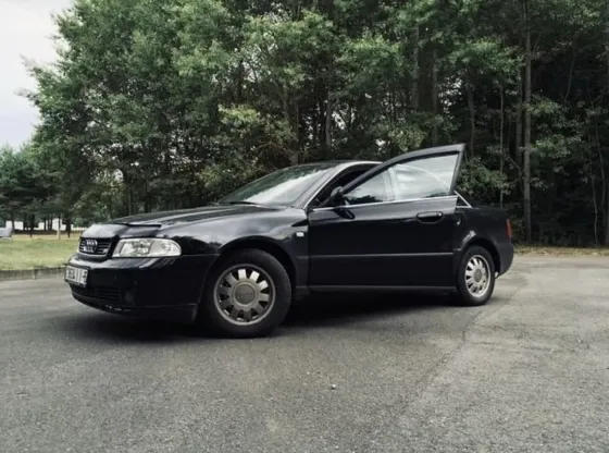 Продажа Audi A4 I (B5) Рестайлинг, 2000г., Бобруйск Бобруйск