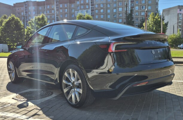 Продажа Tesla Model 3 I · 2-й рестайлинг, 2025 г. в Минске Минск - изображение 1