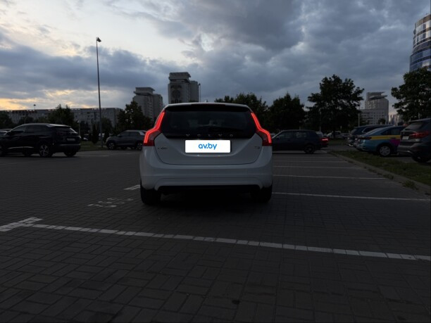 Продажа Volvo V60 I · Рестайлинг, 2018 г. в Минске Минск - изображение 5