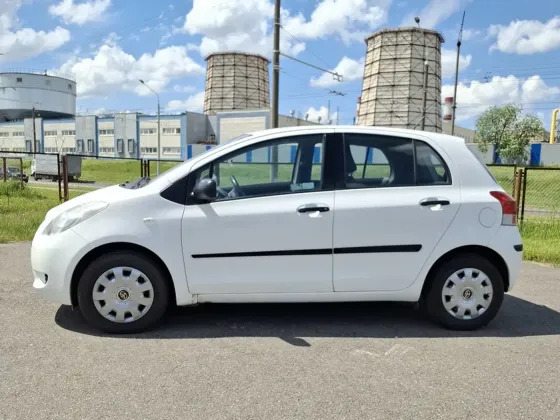 Продажа Toyota Yaris II, 2008г., Минск Минск