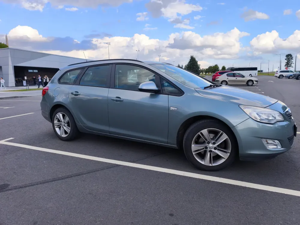 Продажа Opel Astra J, 2012г., Жодино Жодино - изображение 6