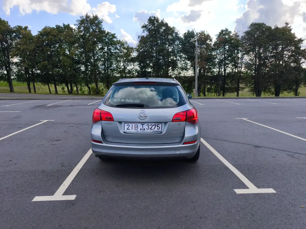 Продажа Opel Astra J, 2012г., Жодино Жодино - изображение 4