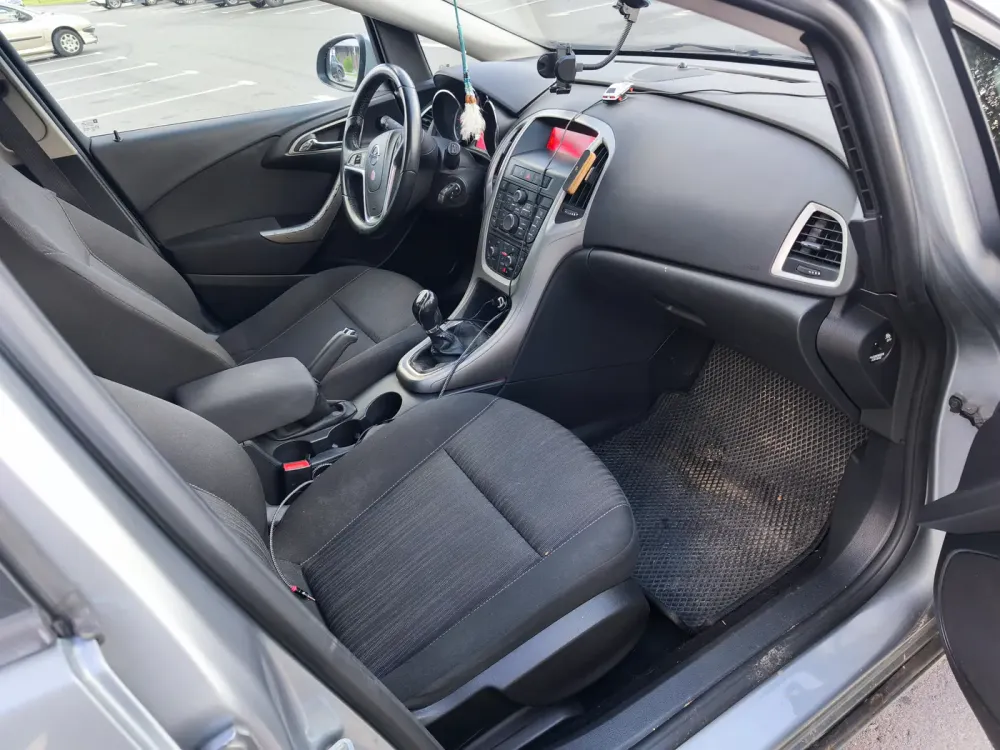 Продажа Opel Astra J, 2012г., Жодино Жодино - изображение 10