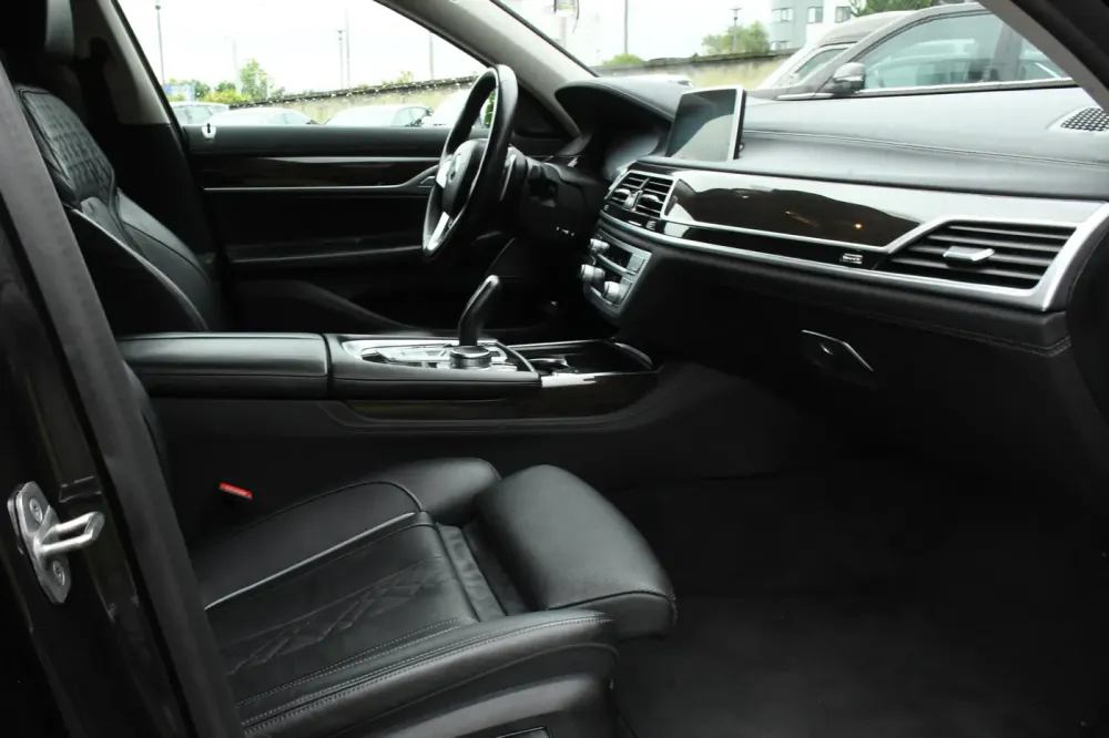 Продажа BMW 7 series VI (G11/G12) Рестайлинг, 2021г., Минск Минск - изображение 13